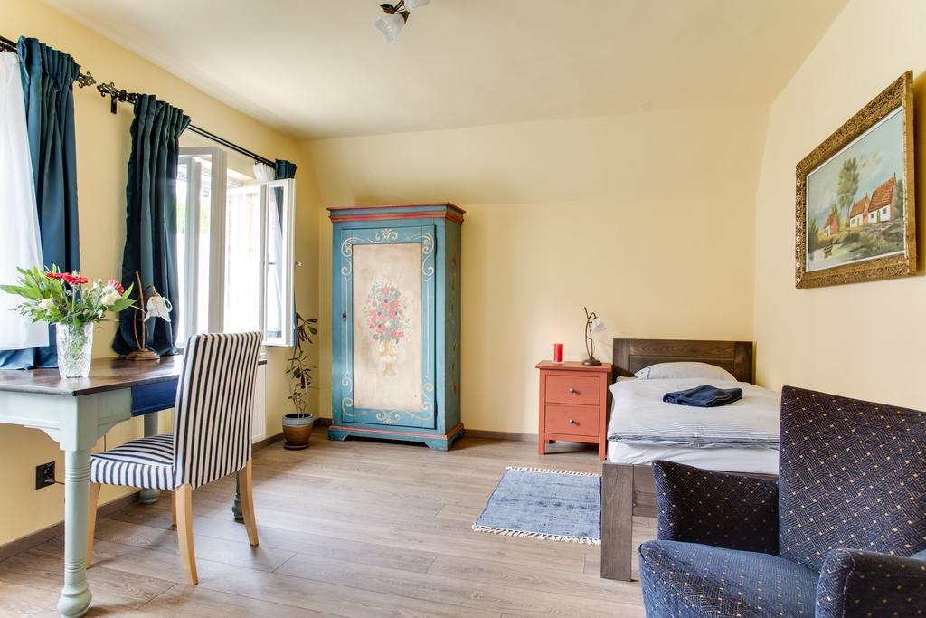 Amazing 5 Bedroom House Krumlov 82 - 4 Min Walk To Main Square Český Krumlov Exteriör bild