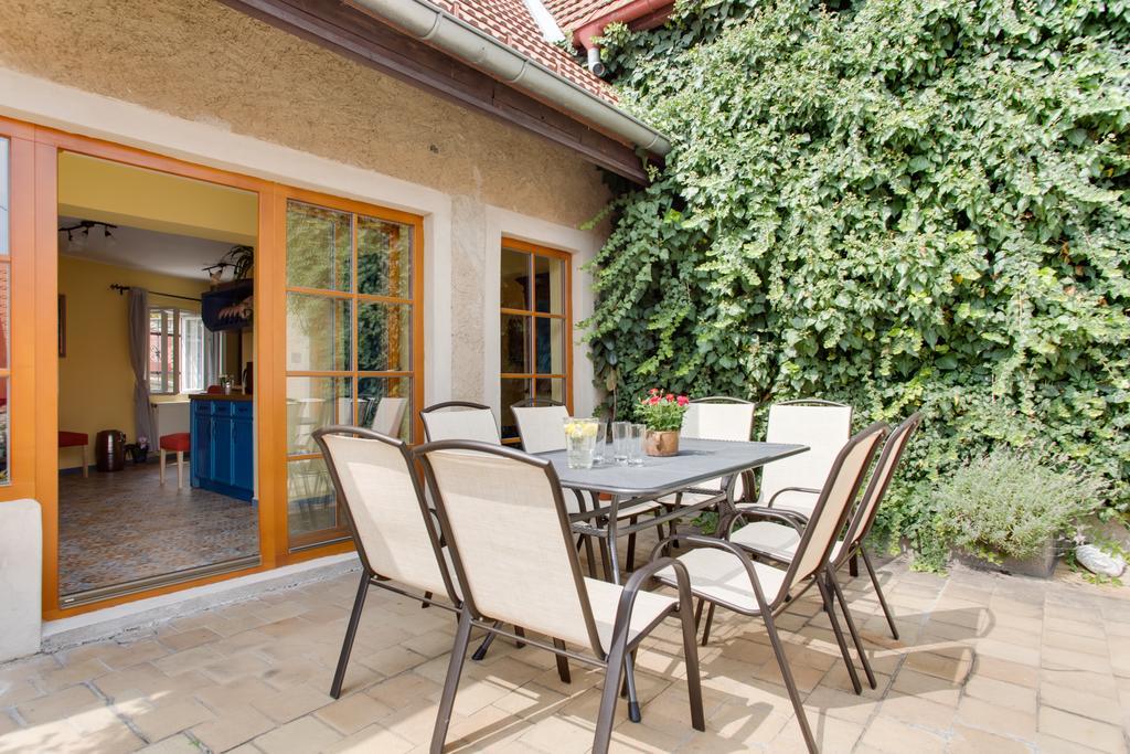Amazing 5 Bedroom House Krumlov 82 - 4 Min Walk To Main Square Český Krumlov Exteriör bild