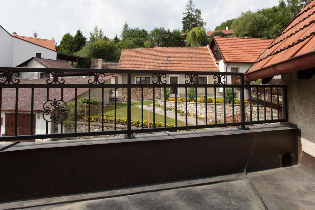 Amazing 5 Bedroom House Krumlov 82 - 4 Min Walk To Main Square Český Krumlov Exteriör bild